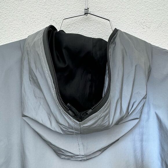 Reflective windbreaker - Picture 4 of 6